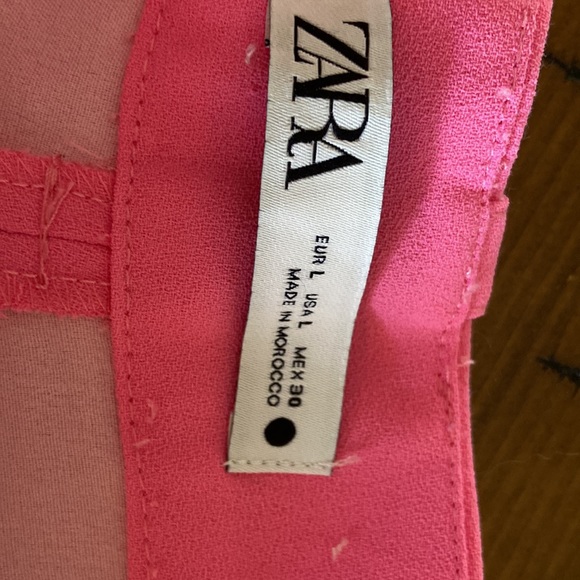 Size large shorts high waisted Beautiful need ironing never worn - Picture 3 of 4